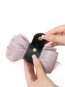 1Pc/2Pcs Portable Multifunctional Luggage And Bag Pendant Storage Faux Leather Glove Holder Clip Travel Accessory Clip - Stylish Metal Keyring For Hat, Scarves & Gloves, Easy-To-Install, Perfect For Travel & Cycling, Utility Hooks, Hand Glove Organizer For Outdoor Labor Protection, Sweat Towel Storage Accessory With Waist Hanging Design - Multicolor - View 5
