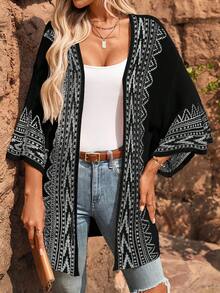 Plus Size Women Geometric Print Batwing Sleeve Loose Cardigan For Holiday - Black and White - View 5