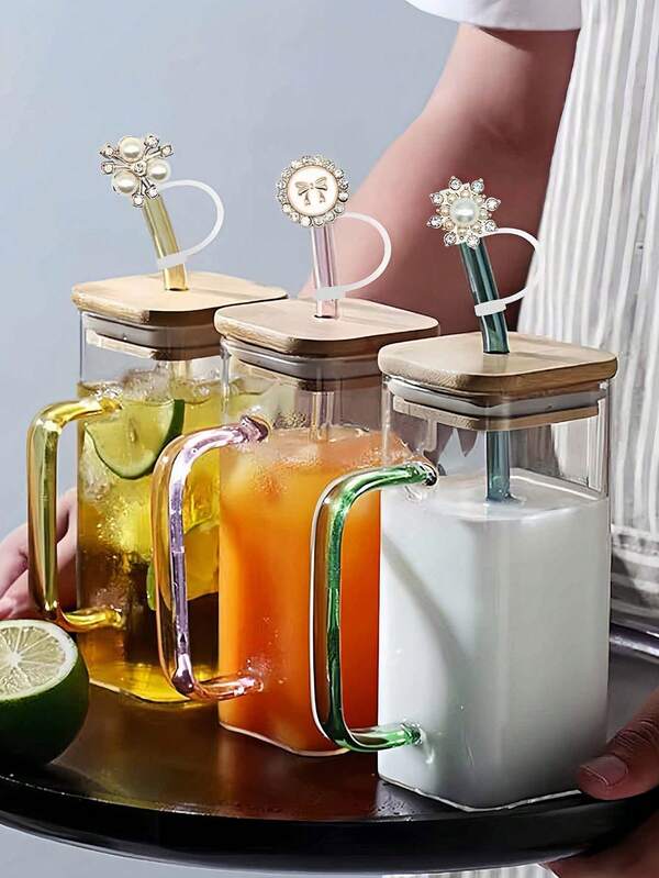 6 Stücke/Set, Trinkhalm Kopfschutz Trinkhalm Abdeckung, glänzende Kunstperlentrahm Abdeckung, wiederverwendbare weiße Schutzabdeckung, süßes Tassen Zubehör, Dekorationfür Rollbecher für Frauen Geburtstagsgeschenke und Hochzeitsdekoration, geeignet für Frauen zum Herumtragen, Sommer Reise Wasserflasche Trinkhalm Abdeckung