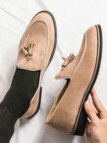 Men's Versatile Business Formal Shoes, Solid Color Casual Slip-On Loafers With Tassels