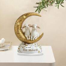 1 pièce de décoration acrylique plate 2D très belle, représentant un agneau mignon thématique de l'Aïd al-Adha avec son dos contre la lune croissante. Convient pour la décoration de la maison, de la chambre à coucher, du salon, de la table de salle à manger, du bureau, du jardin extérieur, pour la célébration de l'Aïd al-Adha, etc.