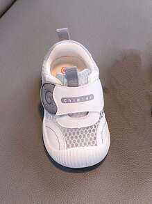 Nuevos zapatos deportivos con diseño de ganchos y bucles en las orejas, estilo bonito para la temporada de primavera/verano para niños pequeños. Cuentan con parte superior de malla transpirable, suela blanda de TPR antideslizante, y puntera protectora. Adecuados para niños y niñas de 6 meses a 3 años para uso en interiores/exteriores y caminata casual. 1 par