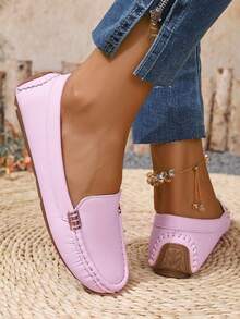 Nouvelles chaussures plates en tricot rose pour femmes, sandales plates élégantes grande taille pour l'été, chaussures de marche respirantes et confortables de toute saison en couleur unie, mocassins à bout rond polyvalents et décontractés de haute qualité et légers pour l'extérieur/le travail, chaussures de travail avec décoration métallique, chaussures Glissant pour femmes, chaussures de campus à large coupe, chaussures grande largeur pour femmes, chaussures habillées pour femmes, tenues décontractées chics, chaussures pour mères - Rose bonbon - Voir 2