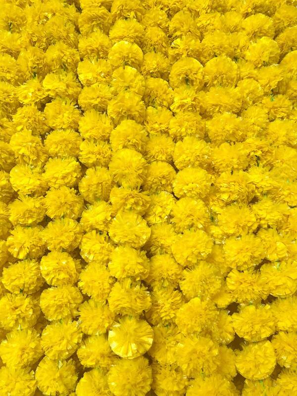 1 Pc Yellow Marigold Garland For Decoration, 5 Feet Long Artificial Marigold Flowers Diwali Decor For Pooja, Wedding, Home Decorations