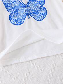 Set casual de 2 piezas de top de manga corta con estampado de mariposas + falda con estampado floral diminuto para niñas jóvenes en verano