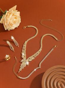 Europäischer und amerikanischer Luxus V-Ausschnitt Kupfer & kubische Zirkonia Schmuckset: 1 Halskette, 1 Paar Ohrringe, 1 Armband und 1 Ring; geeignet für den täglichen Gebrauch, Hochzeiten, Partys und andere Anlässe.