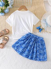 Set casual de 2 piezas de top de manga corta con estampado de mariposas + falda con estampado floral diminuto para niñas jóvenes en verano