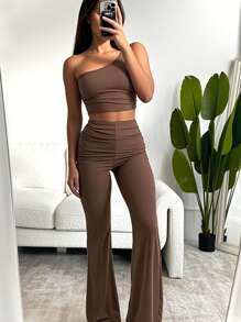 Spring And Summer Women's Sexy Vest Top, Slim Fit Flared Pants Two Pieces Set, Suitable For Daily Wear.