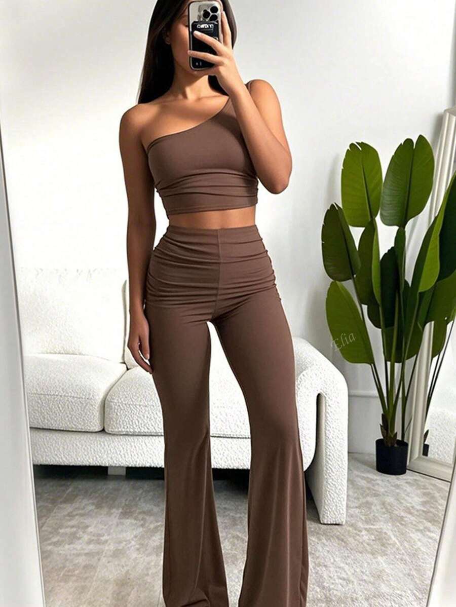 Spring And Summer Women's Sexy Vest Top, Slim Fit Flared Pants Two Pieces Set, Suitable For Daily Wear.