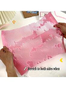 Pink Honeycomb Cushion Wrapping Paper For Fragile Items, Transportation Protection And Gift Packaging