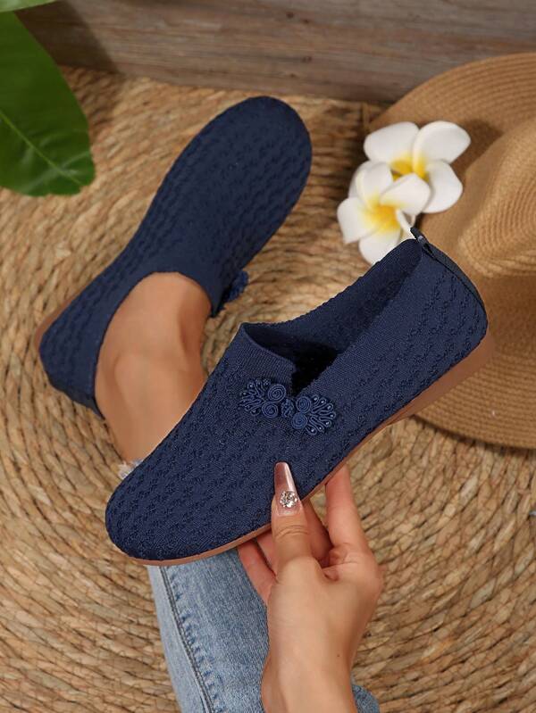 Chaussures plates à la mode pour femmes, tige en tricot, chaussures décontractées confortables et respirantes, convient pour la maison, l'extérieur et le bureau