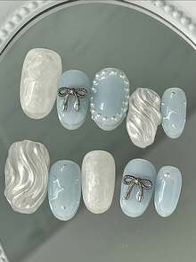 10 件椭圆形手工按压指甲，短指甲，白色，蓝色指甲，珍珠母线指甲，蝴蝶结，珍珠，浮雕，钢珠装饰，可爱风格指甲，适合派对，舞会和日常佩戴。春夏秋冬按压假指甲全覆盖指甲片，四季指甲家居 DIY 指甲，指甲用品美甲用品，可拆卸和可重复使用，配有美甲工具包，是送给女性的最佳礼物。 - 彩色 - 查看 16
