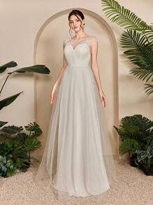 Sweetheart Neckline Shoulder Embroidery Bust Ruffle Polka Dot Mesh A-Line Wedding Dress Gown