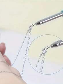 1pc Stainless Steel Bracelet Fastener Assistant, Jewelry Assistant Bracelet Clasp Assistant, Bracelet And Necklace Aid Tool For Jewelry Making - Easy To Put On Bracelet Portable Bracelet Tool Jewelry And Hook Equipment Bracelet Attachment Tool, Adjustable Bracelet Fastener - Easy To Use Female Jewelry Assistant