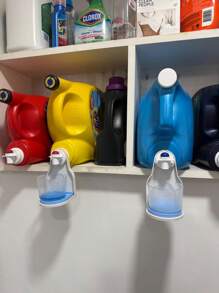 Portavasos para detergente de lavandería, atrapagoteras de detergente (bandeja antigoteo mejorada), sin talla grande desorden ni fugas, agarre estilo AJUSTE UNIVERSAL: nuestro atrapagoteras de lavandería se adapta a todo tipo de envases de detergente y suavizante con un botón de dispensación redondo RESISTENTE