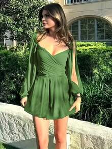 New V-Neck Solid Color Elegant Pleated Dress For Women - Green - View 5