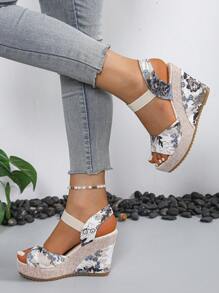 Women's European Style Chunky Platform Sandals, 2024 New Spring Summer Outdoor Versatile Strap Slide Sandals, Model Stage Sexy Floral Print Beach Casual Comfortable Open Toe Wedge Shoes, Green Floral Platform Shoes For Short Women