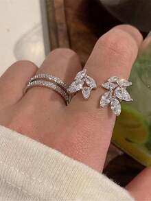 Set de 2 anillos abiertos con forma de hoja con diamantes de circonita cúbica de lujo, adecuados para uso diario y ocasiones de boda de las mujeres - Plateado - Ver 9