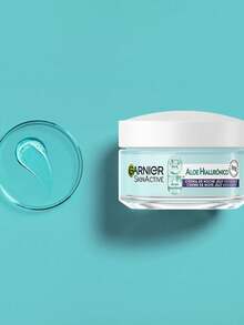 Garnier - SkinActive Nachtcreme - 50 ml | Nächtliche Feuchtigkeitspflege mit Hyaluronsäure und Aloe Vera, aufpolsternd und straffend