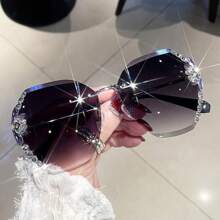 1pc Rhinestone Rimless Edged Fashion Glasses For Women, Glittering Accessory, Oversized Face Flattering, UV Protection, Fashion Eyewear For Vacation Outfits