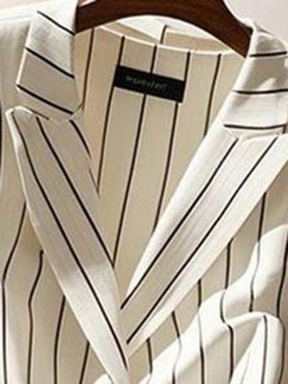 女式休闲条纹尖头翻领纽扣前仿口袋上衣和短裤两件套