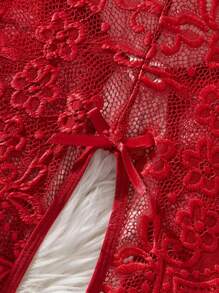 Body sexy de mujer con cuello en V profundo transparente, tejido jacquard, espalda descubierta, decoración de lazo en el pecho, encaje floral cruzado en la entrepierna, decoración de hebilla metálica con forma de corazón, recorte ondulado, tirantes ajustables