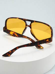 1pc Unisex Square Large Frame High-Quality Stylish Glasses, Suitable For Driving, Casual, Holiday Travel, Party And Daily Use - Tortoise Shell Frame Yellow Film - View 3
