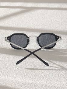 1pc Metal Rimmed Eyeglasses Frame Small Frame Advanced Gothic Style New Basic Elegant Living Fashion Glasses For Elegant Going Out Outfit Summer Accessories For Summer Beach Vacation,Outdoor,Travel