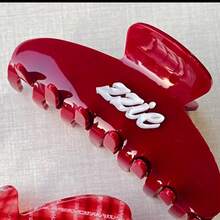 个性化亚克力名字发夹，DIY时尚发夹，发爪发卡，送给女友、新娘、伴娘的完美礼物，色彩缤纷，可爱迷人，趣味十足，卡哇伊风，千禧年复古风，时尚百搭，男女皆宜，休闲百搭，可定制，是送给她、家人、朋友、孩子的理想礼物，适合情人节、母亲节、生日等各种场合，秋季装饰，营造度假氛围。 - 彩色 - 查看 17