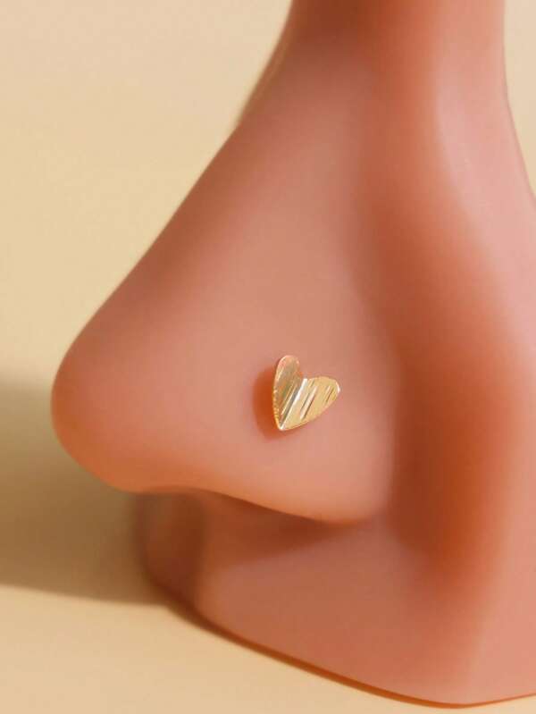 1pc Simple & Cute Foldable Heart Nose Clip, Brass Material With Wide Textured Design, Elegant Retro Fashion Versatile Nose Ring For Women, No Piercing Needed, Suitable For Daily, Party, Commute, Great Gift For Mother's Day, Thanksgiving