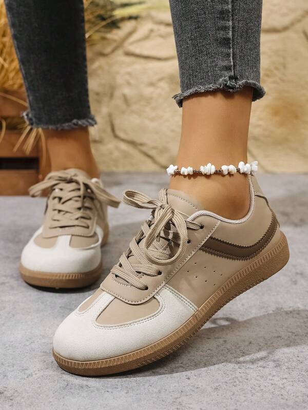 Scarpe casual da donna per l'estate, nuove scarpe sportive da esterno con fondo sottile, morbido e antiscivolo, di colori misti, per primavera/autunno