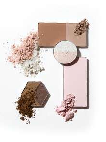 GIRLCULT Face Palette Rosewood | Rosy Mahogany Haze | Caramel Woodlight Veil | Silky Powder-Cream Fusion | Soft-Focus Contour Melt | Dewy Satin Radiance | Cheeks-Eyes-Lips Hybrid | All-In-One Glow Enhancer | Party Season Star | 15g/0.53oz , Halloween