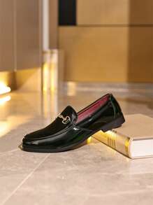 1 Pair Casual Ombre Men's Shoes, Polyurethane Metal Chain Slip-On, Suitable For Office, Party, Outdoor, Campus, All Season
