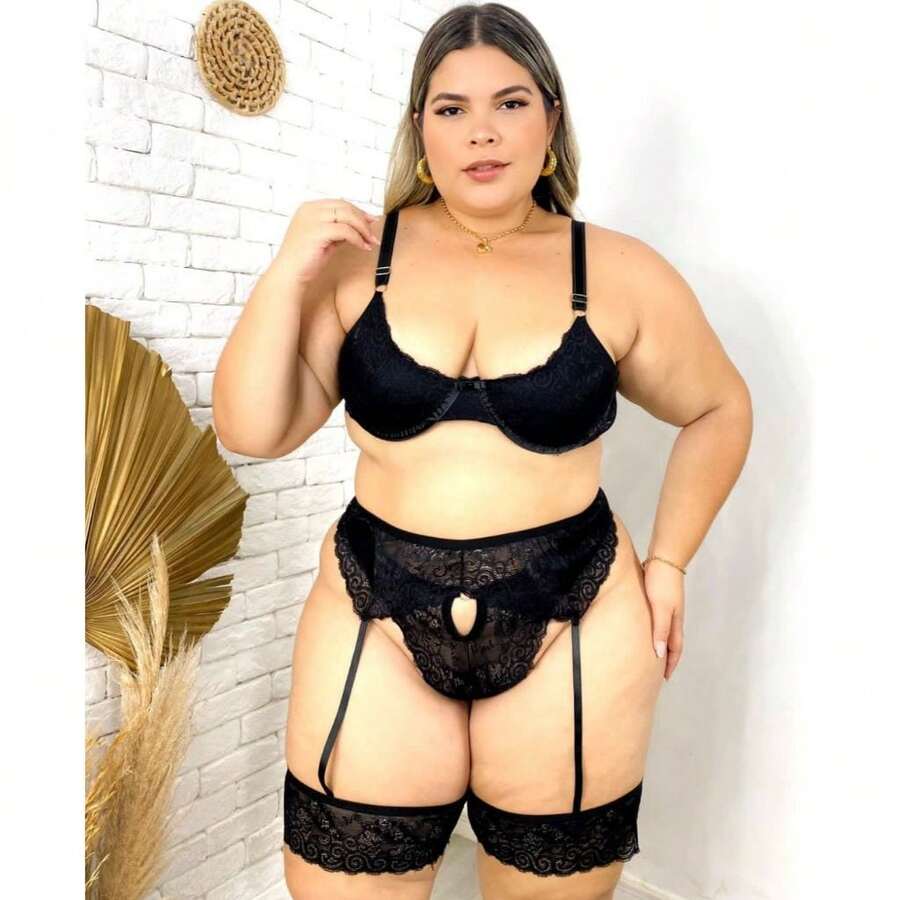 Plus Size Lace Lingerie Set – Underwire Bra And Panties With Leggings - màu đen - Xem 1