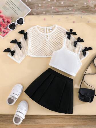 三件套女童套装：精致蝴蝶结网纱衬衫、吊带背心和百褶裙，时尚优雅的女婴服装