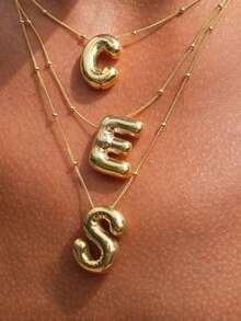 1 件不锈钢和铜粗字母气球泡泡首字母吊坠项链，适合女士，手工制作，表面有轻微痕迹，适合非完美主义者