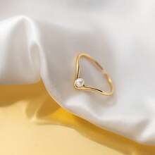 1pc Geometric V-Shaped Pearl Decor Opening Copper Ring, Suitable For Wedding Season And Engagement - Yellow Gold - View 10