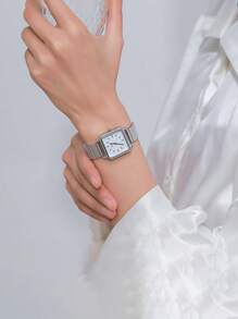 1pc Bamboo Strap Square Dial Gold Color Quartz Watch, Unique Design, Suitable For Daily Wear, Birthday, Women's Gift, Anniversary, Year-End Promotion, Singles' Day, Halloween Promotion, No Gift Box