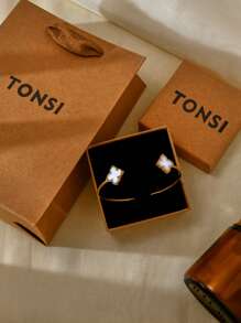TONSI 1 Set Minimalist Elegant Versatile Luxury 18K Gold Plated Stainless Steel Four-Leaf Clover Bracelet & Ring Jewelry Gift Box Set, Best Birthday/Holiday Gift For Women
