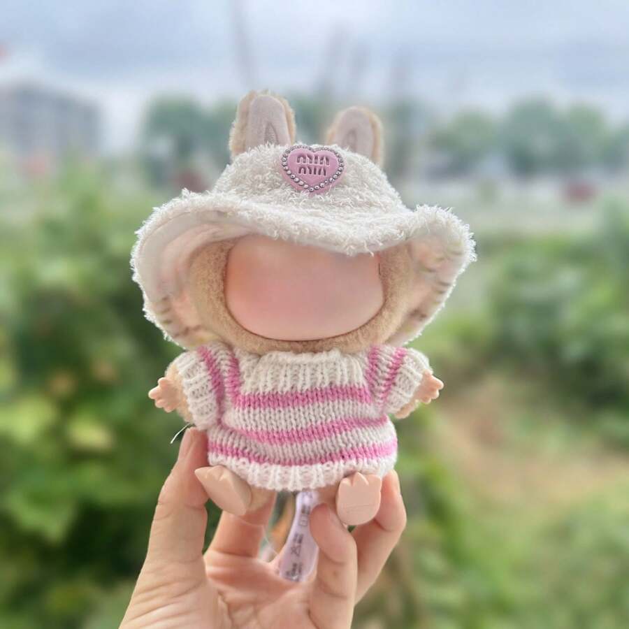 [Numai haine] Costum de păpușă Crybaby din bumbac, set unic pufos pentru păpuși de 6-7 inch, accesoriu pentru păpuși cu pandantiv breloc, haine universale pentru păpuși, decorează-ți păpușile (păpușa nu este inclusă)