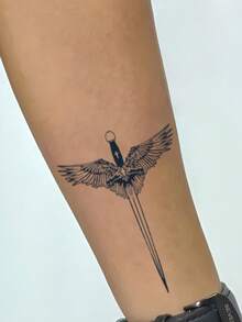 1 件十字剑西方图案临时纹身半永久纹身防水防汗持续 1-2 周逼真草本汁防摩擦不反光仿黑色假纹身男女适用纹身贴纸适用于手臂、胸部、腿部、腹部、腰部、手指、颈部、脊柱、现代人体艺术 - 黑色 - 查看 2