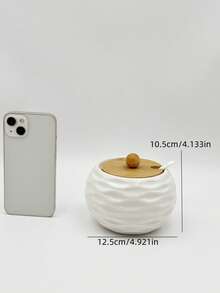 一套陶瓷厨房储物罐，1个大罐1个小罐，配有竹制托盘和陶瓷勺，北欧简约日式风格，白色陶瓷质感，高端品质，菱形、波浪、鸟巢图案，适用于酒店、餐厅、家庭厨房用品、节日、聚会、斋月、春节厨房、客厅收纳装饰，圆形竹盖，可存放香料、胡椒、盐、糖等调味料。 - 白色 - 查看 25