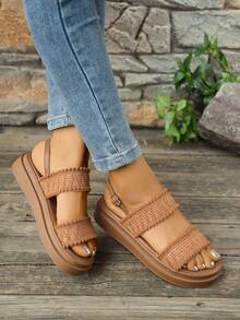 Sandali casual comodi con suola spessa da donna, scarpe da spiaggia estive versatili con cinturino, stile inglese a contrasto di colore