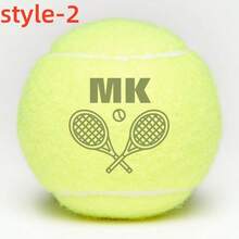 1 个可定制网球，3 种设计选择，采用厚羊毛毡制成，可牢牢抓住球面，高弹性合成纤维训练网球，耐用，适合高级训练，适合作为网球队队长的纪念品或赛季结束/节日礼物