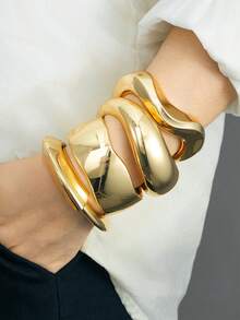 1pc Bold Glam Zinc Alloy Gold-Plated Asymmetric Geometric Wide Cuff Bracelet For Women, Opulent Arabesque Nightclub Statement Piece Empowerment Jewelry Gift For Daily Wear, Evening Events,Africa Statement Cuff, Middle East Luxury Islamic Jewelry Afrocentric Arm Candy Odogwu Style Ancestral Heritage Jewelry - Bracelet - View 1