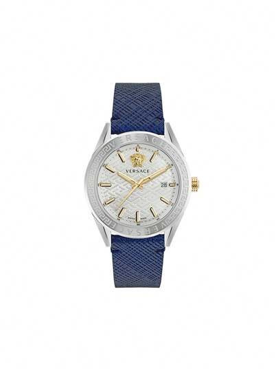 Versace Reloj de cuarzo esencial para hombres con caja redonda de acero inoxidable plateado, correa, reloj de pulsera con pantalla de fecha, casual y de negocios, resistente al agua, analógico, VE6A00123