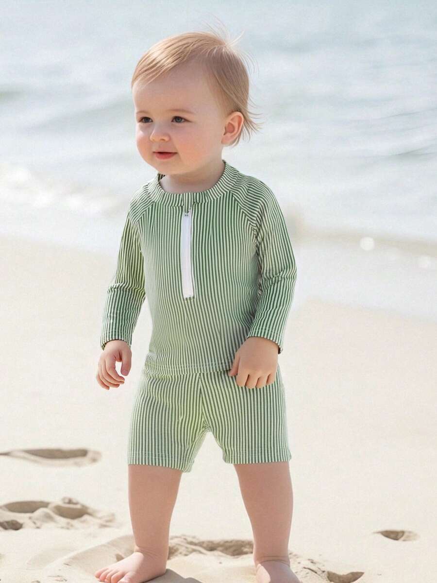 Toddler Boy Rash Guard Swimsuit Stripe Print Long Sleeve Mock Neck Tops With Shorts And Swimming Hat Bathing Suit - 綠色 - 查看 1