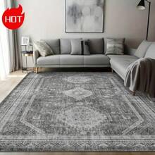 Ein großer Teppich mit personalisierten grauen abgenutzten Mustern im Boho-Stil. Dieser luxuriöse Teppich passt zu verschiedenen Wohndekorationen. Hergestellt aus hochdichtem Material mit rutschfester Unterseite, ist er lichtbeständig, modern, leicht und tragbar - ideal für Schlafzimmer, Wohnzimmer, Eingangsbereiche, Badezimmer und Küchendekoration.