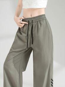 JUTU 春夏秋季休闲宽松长裤，侧边条纹，抽绳腰带，带口袋，街头风 - 0A90水泥灰拼黑 - 查看 5