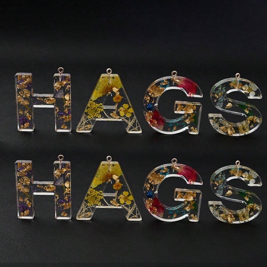 1pc Resin Dried Flower Letter Pendant, Floral Leaf & Golden Sequin Design, For DIY Keychains, Bag Charms, Etc.